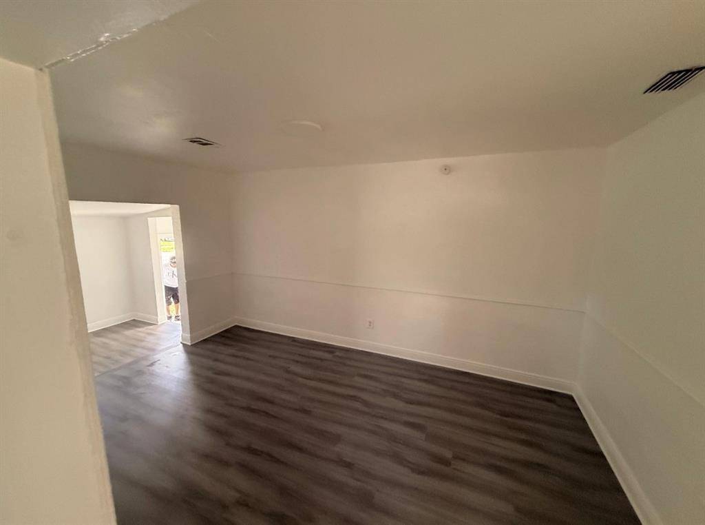 Miami, FL 33142,5720 NW 23rd Ave