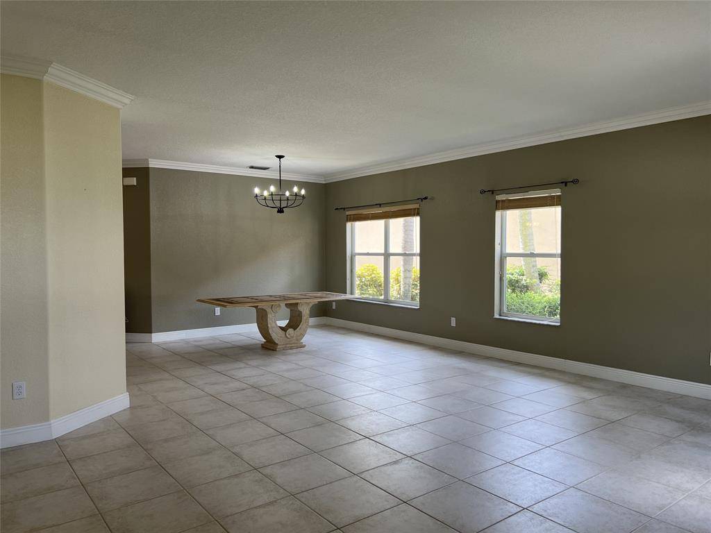 Pembroke Pines, FL 33027,1423 SW 158th Ave