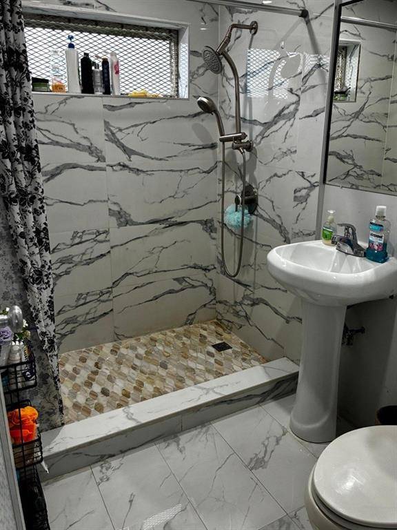 North Miami Beach, FL 33181,2240 NE 137th St