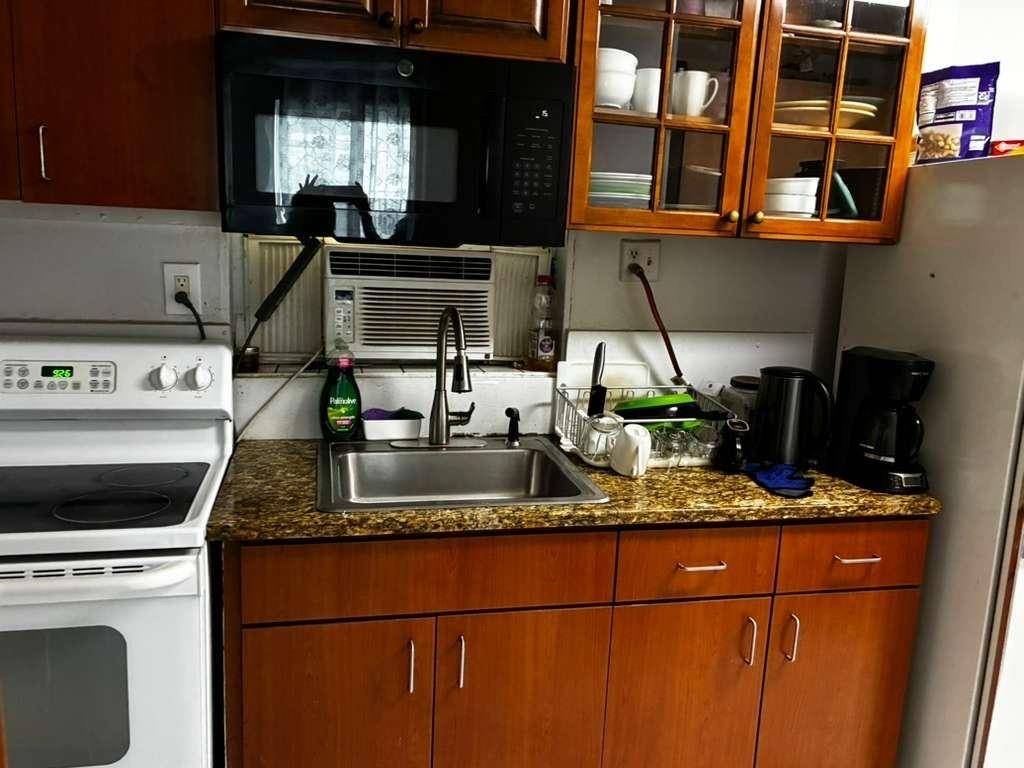 North Miami Beach, FL 33181,2240 NE 137th St