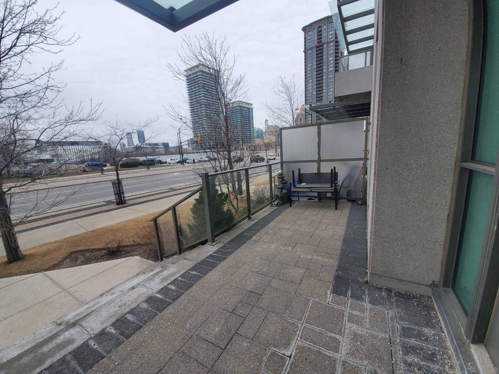 Mississauga, ON L5B 0K6,339 Rathburn RD #116