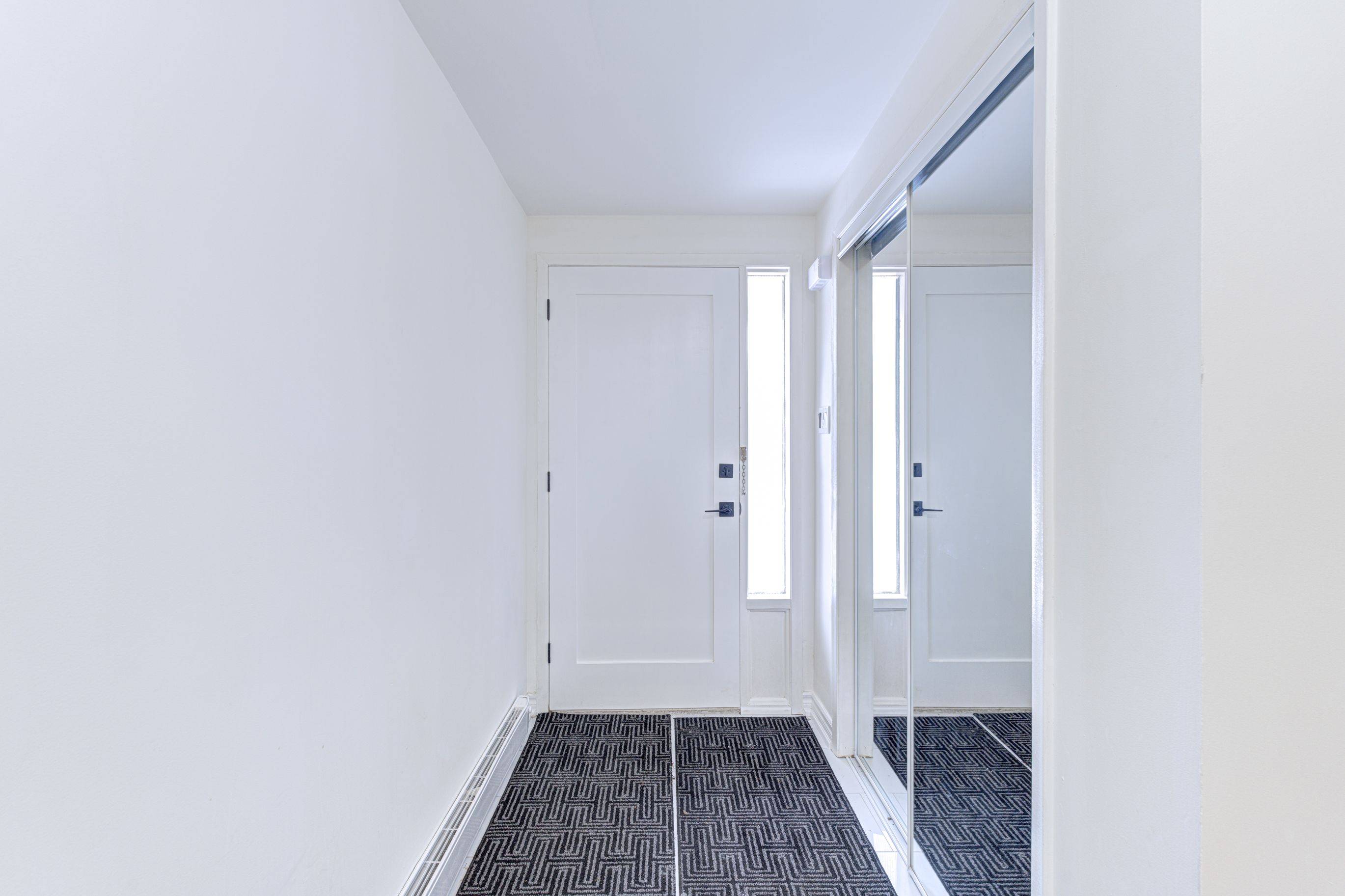 Mississauga, ON L5A 3G8,2145 Sherobee RD ##83