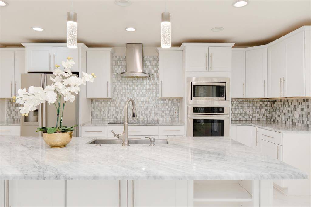 Arlington, TX 76014,215 Countryside Drive