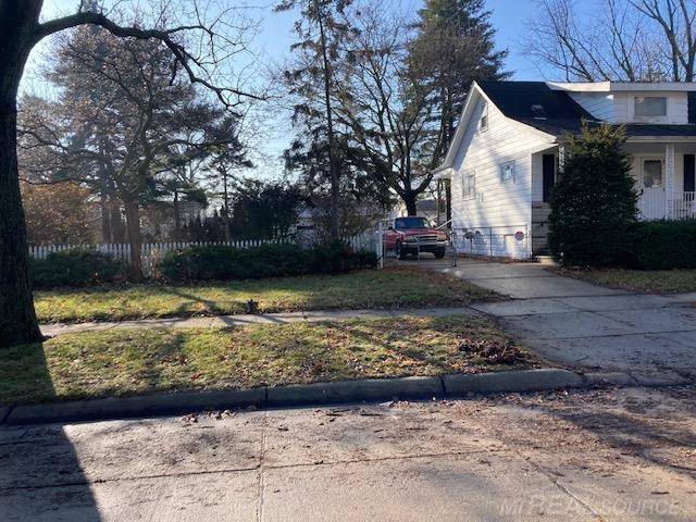 Center Line, MI 48015,8442 Central ST