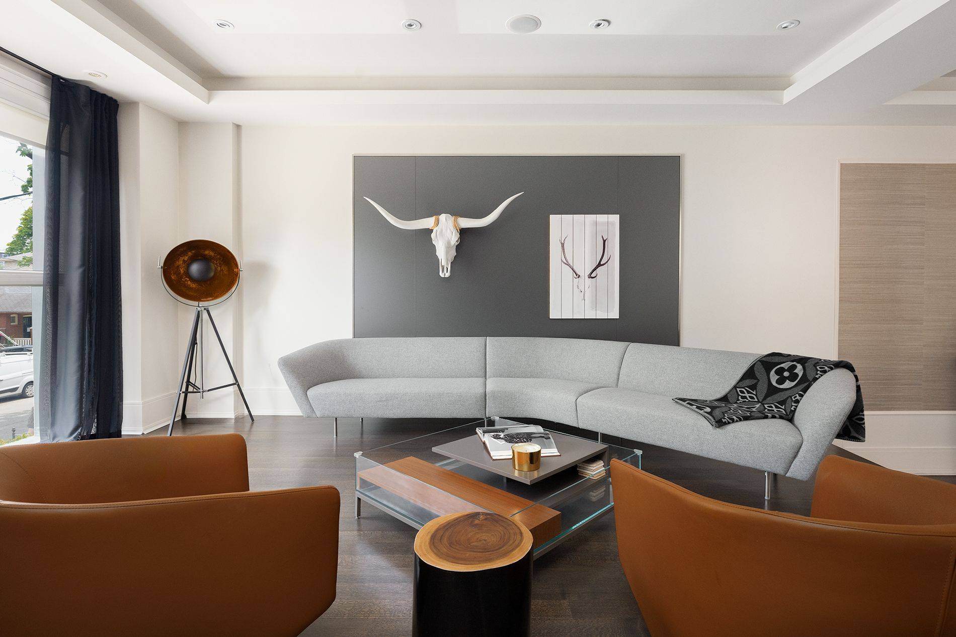 Toronto C10, ON M4S 2X6,40 Hoyle AVE