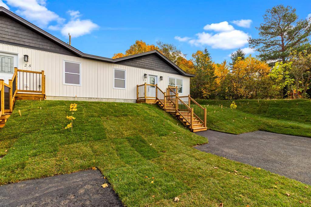 Conception Bay South, NL A1W 4G7,27 Cliffside Avenue