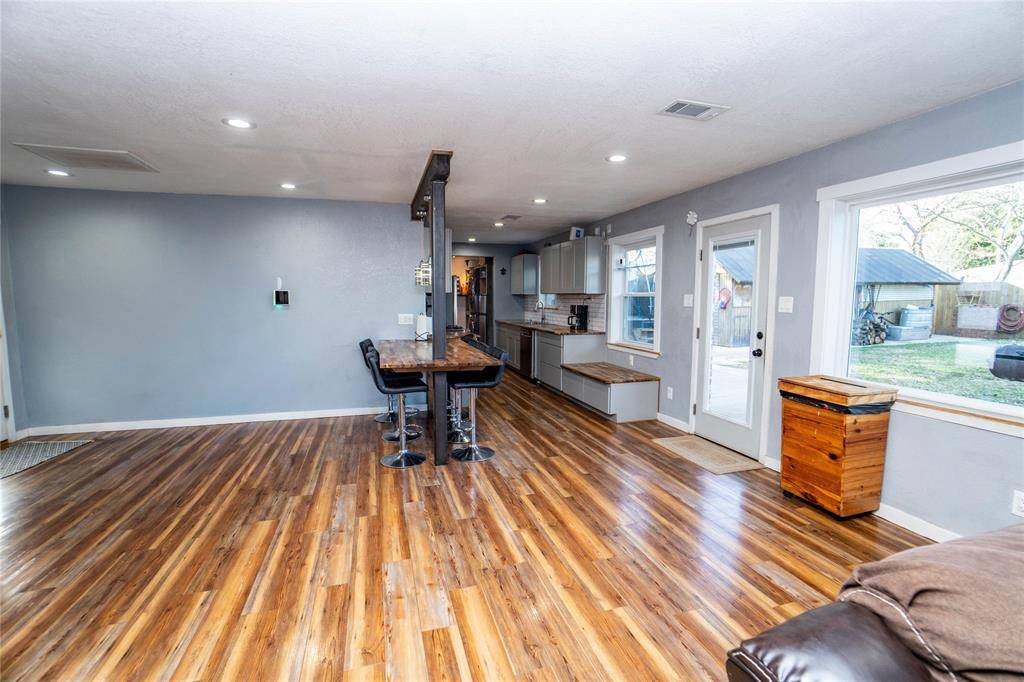 Shreveport, LA 71105,176 Chelsea Drive