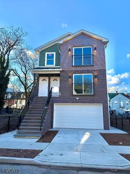 East Orange City, NJ 07017,51 N 15Th St Unit 2 #1