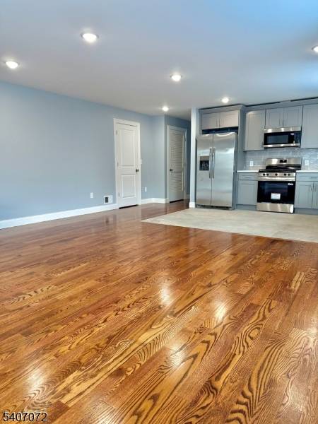 East Orange City, NJ 07017,51 N 15Th St Unit 2 #1