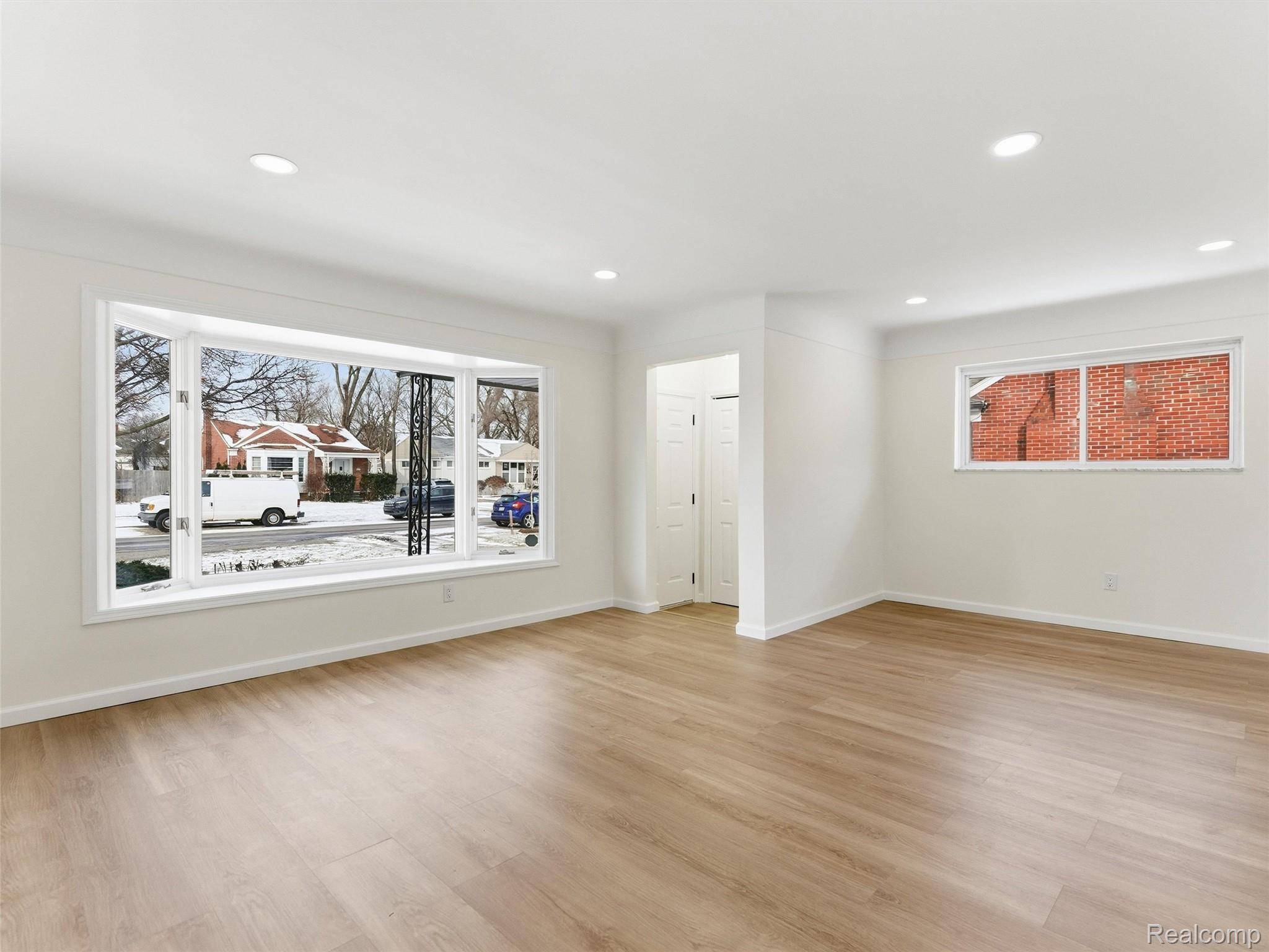 Birmingham, MI 48009,1544 Sheffield RD