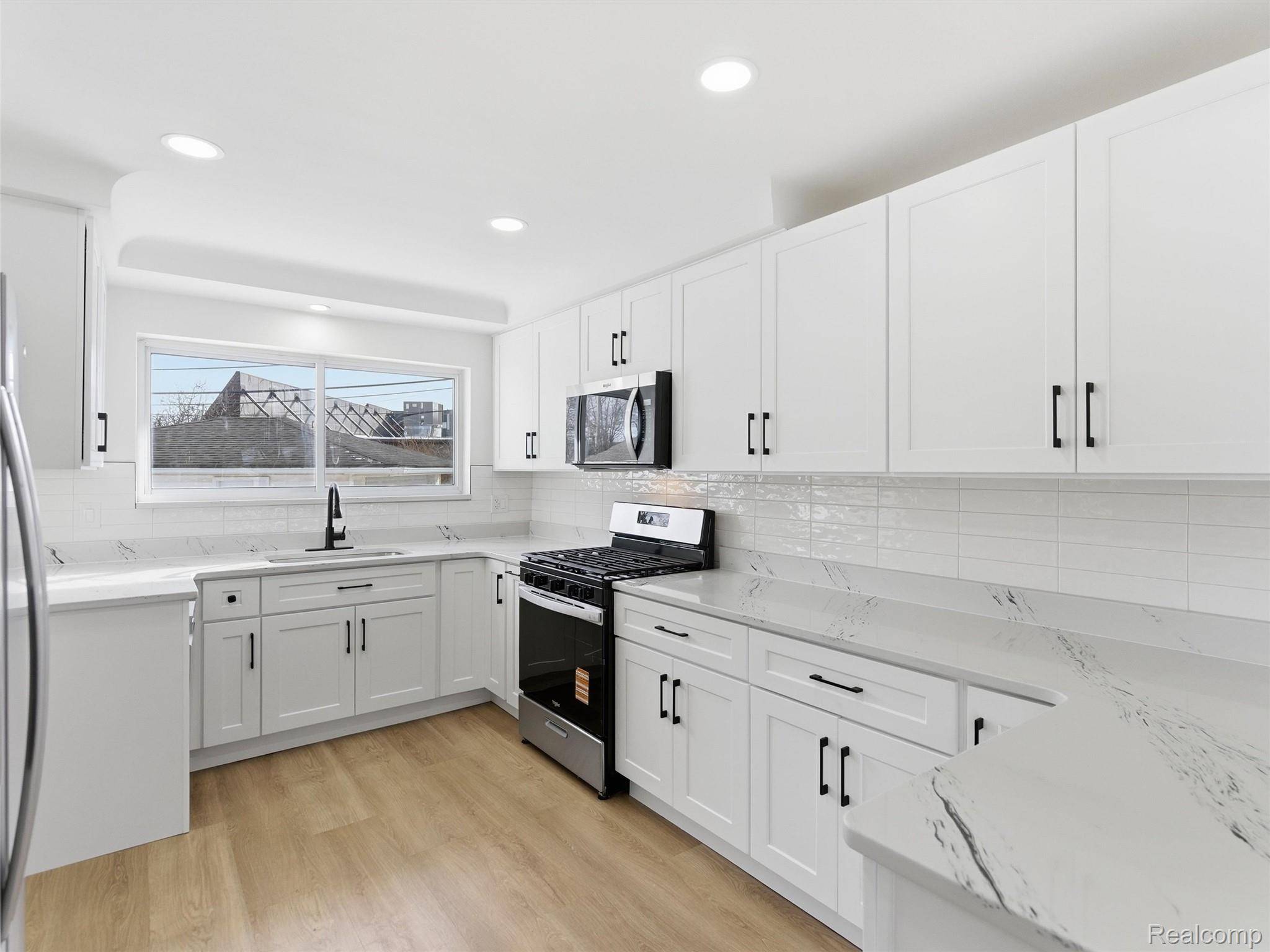 Birmingham, MI 48009,1544 Sheffield RD