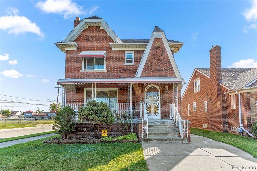 Dearborn, MI 48126,7752 Normile ST