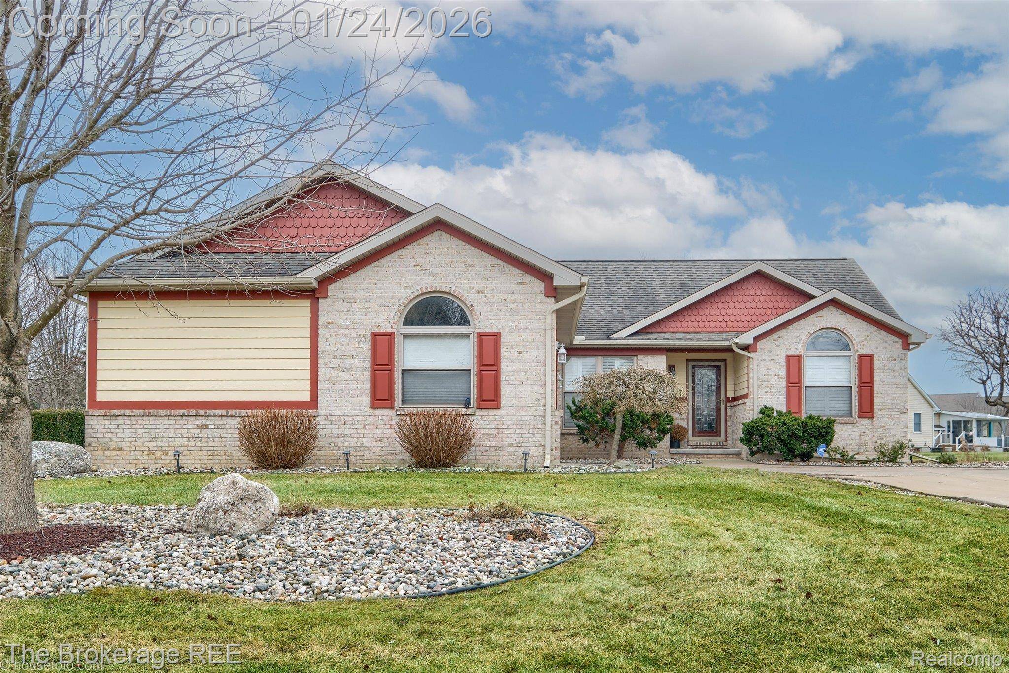 Flushing, MI 48433,7095 Woods West DR