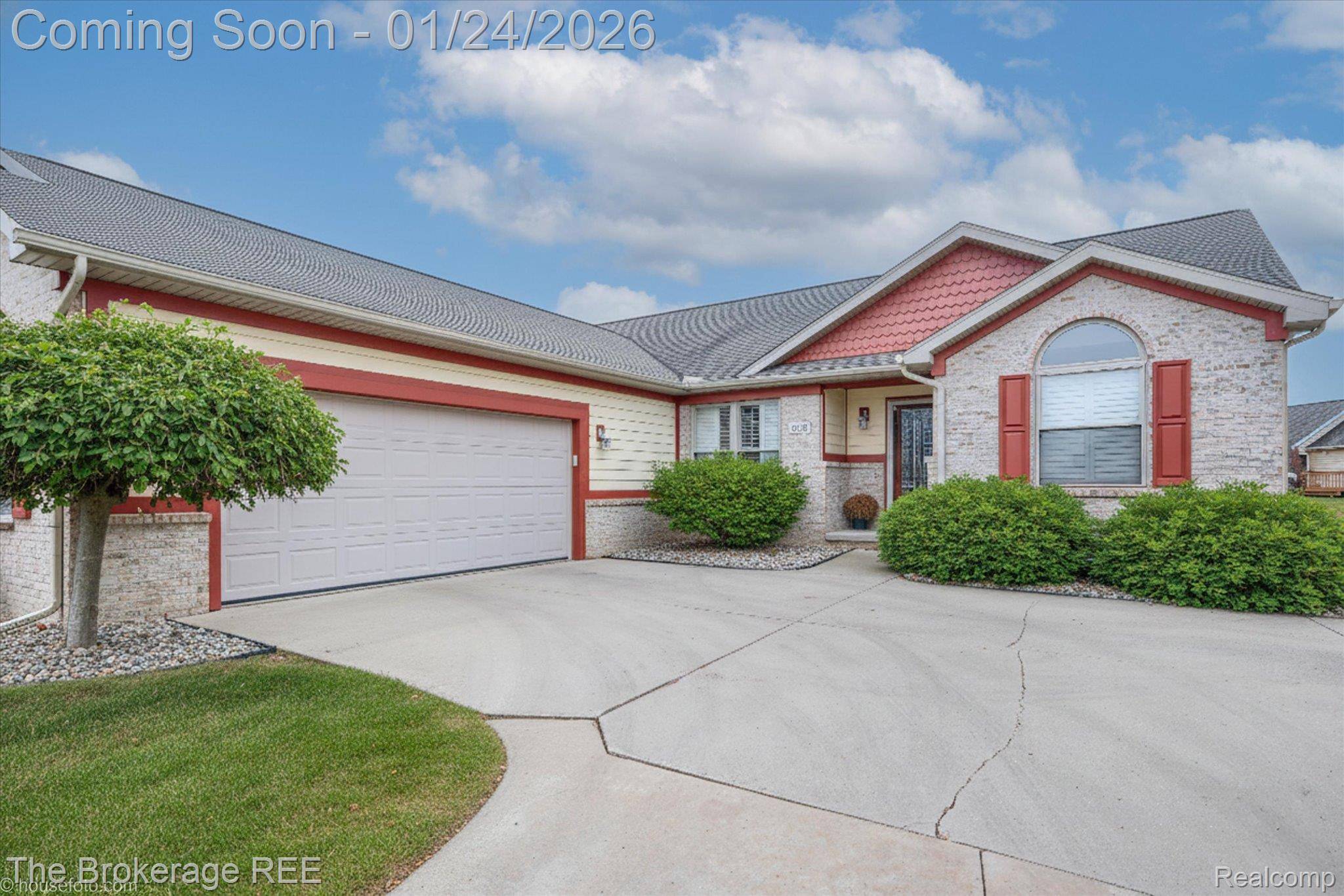 Flushing, MI 48433,7095 Woods West DR