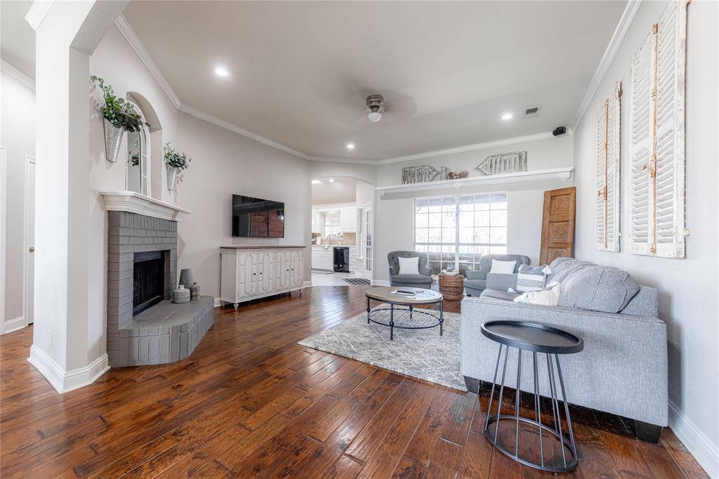 801 Dickerson Circle, Celina, TX 75009