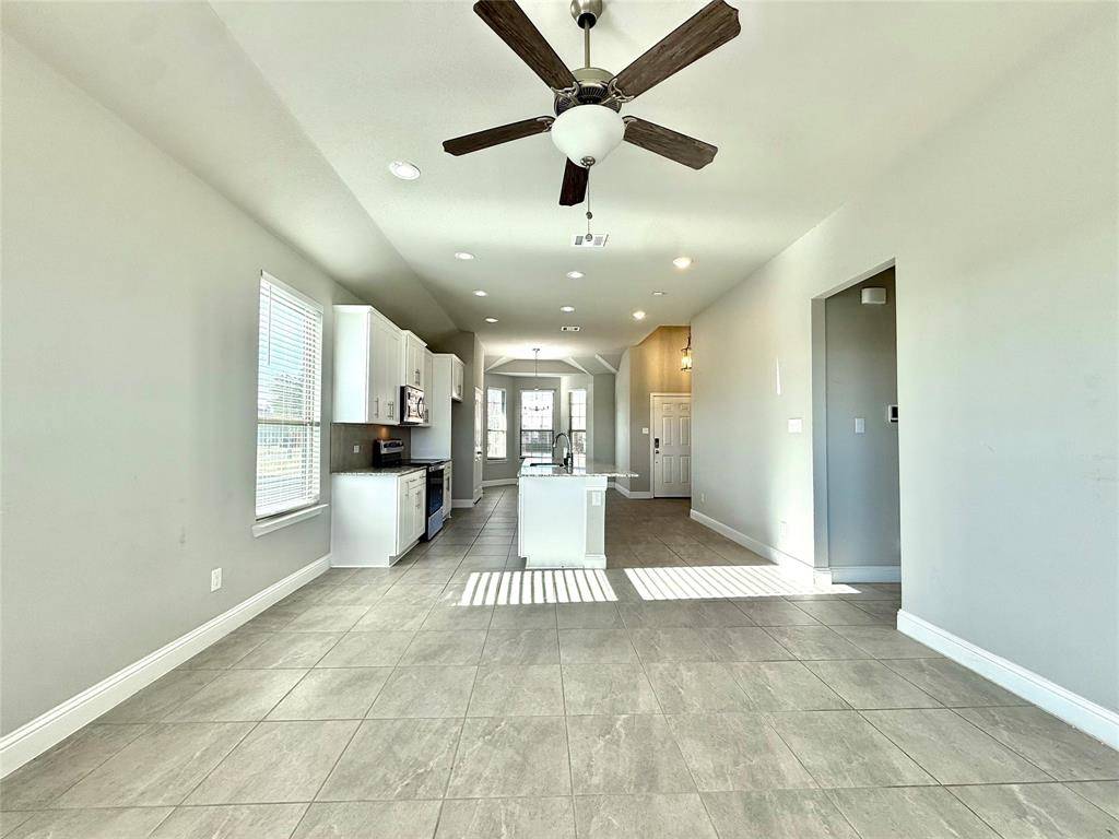 Cleburne, TX 76031,217 Pearl Street