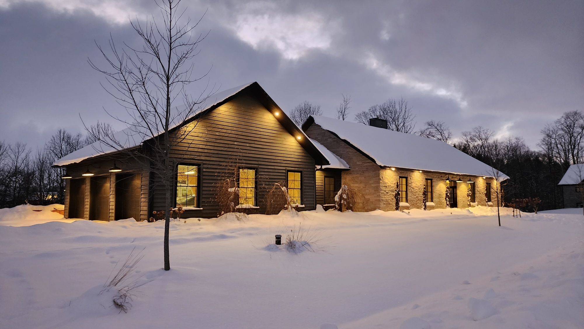 Mapleton, ON N0G 2K0,141 Ruth Anne PL W