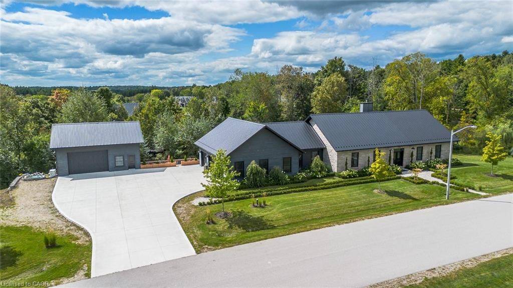 Mapleton, ON N0G 2K0,141 Ruth Anne PL W