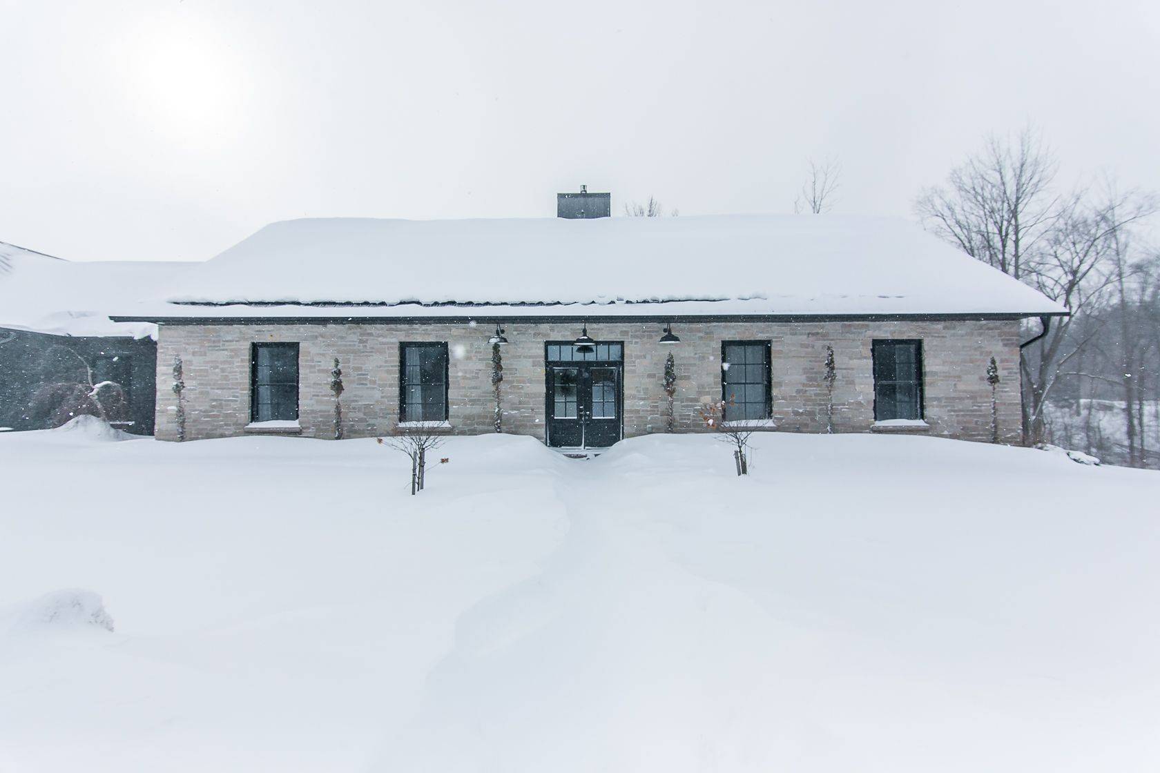 Mapleton, ON N0G 2K0,141 Ruth Anne PL W