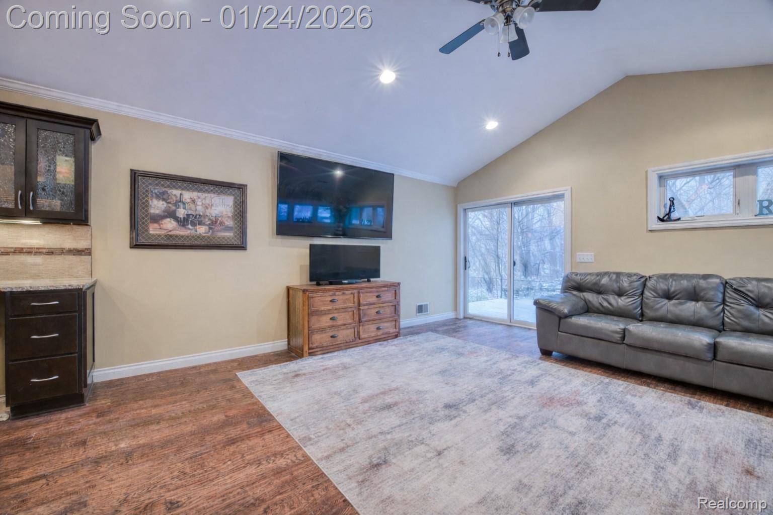 Walled Lake, MI 48390,138 Leon RD