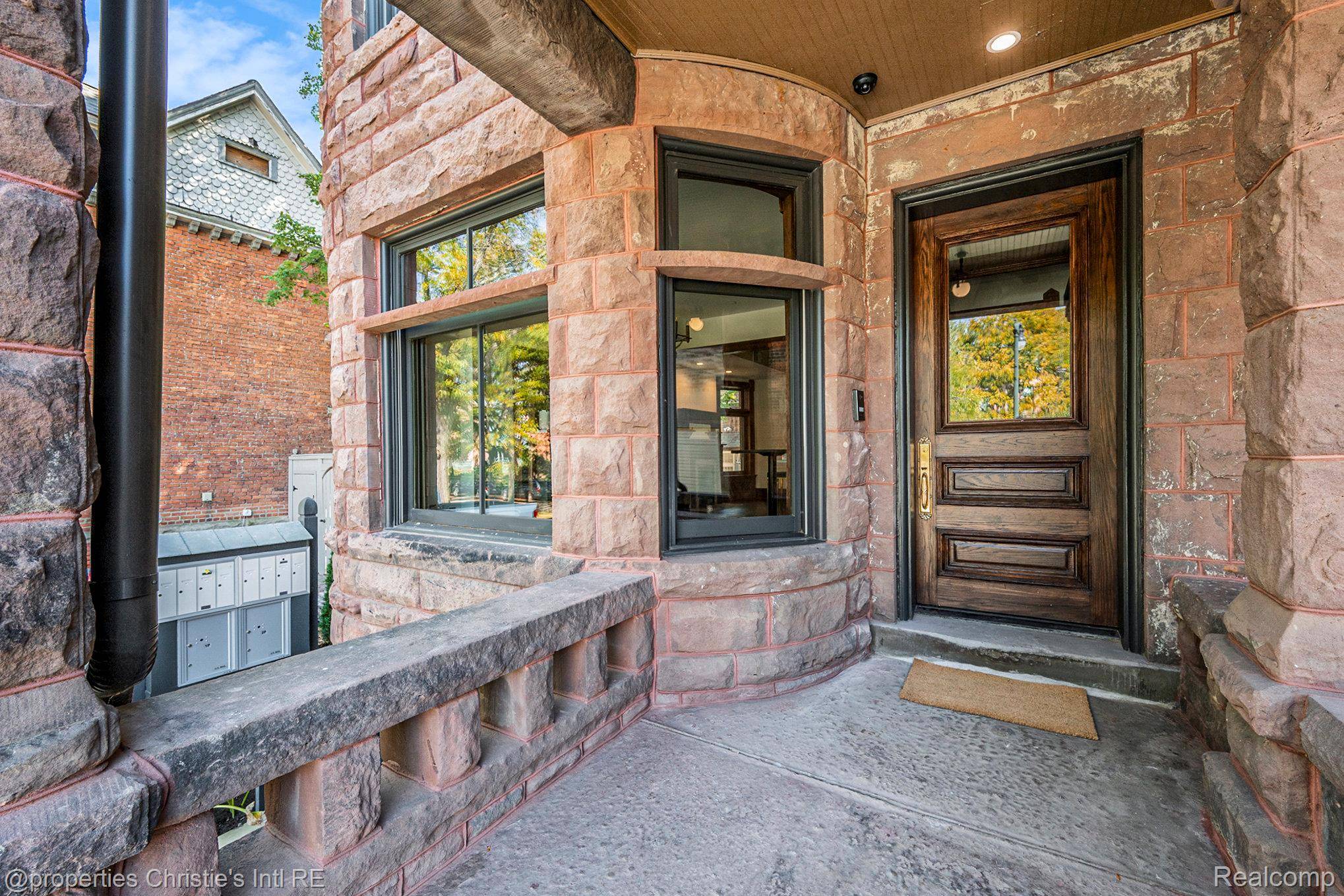 Detroit, MI 48201,701 W Canfield ST #1