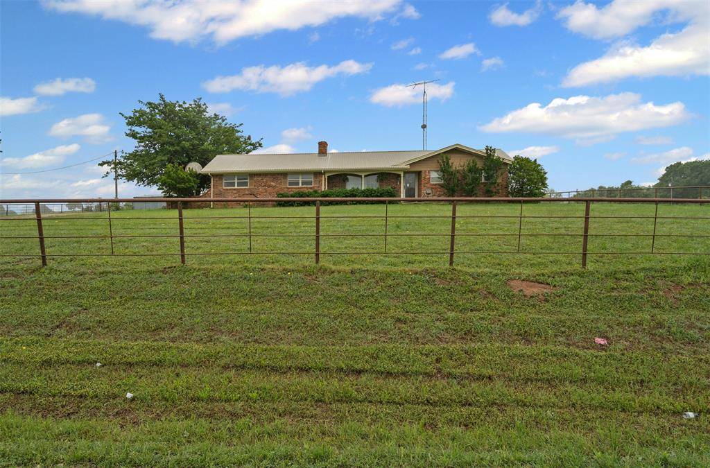 Springtown, TX 76082,245 County Road 3696