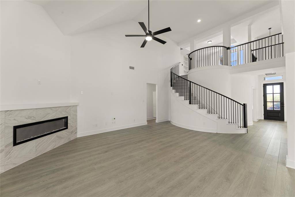 Forney, TX 75126,968 Gold Finch