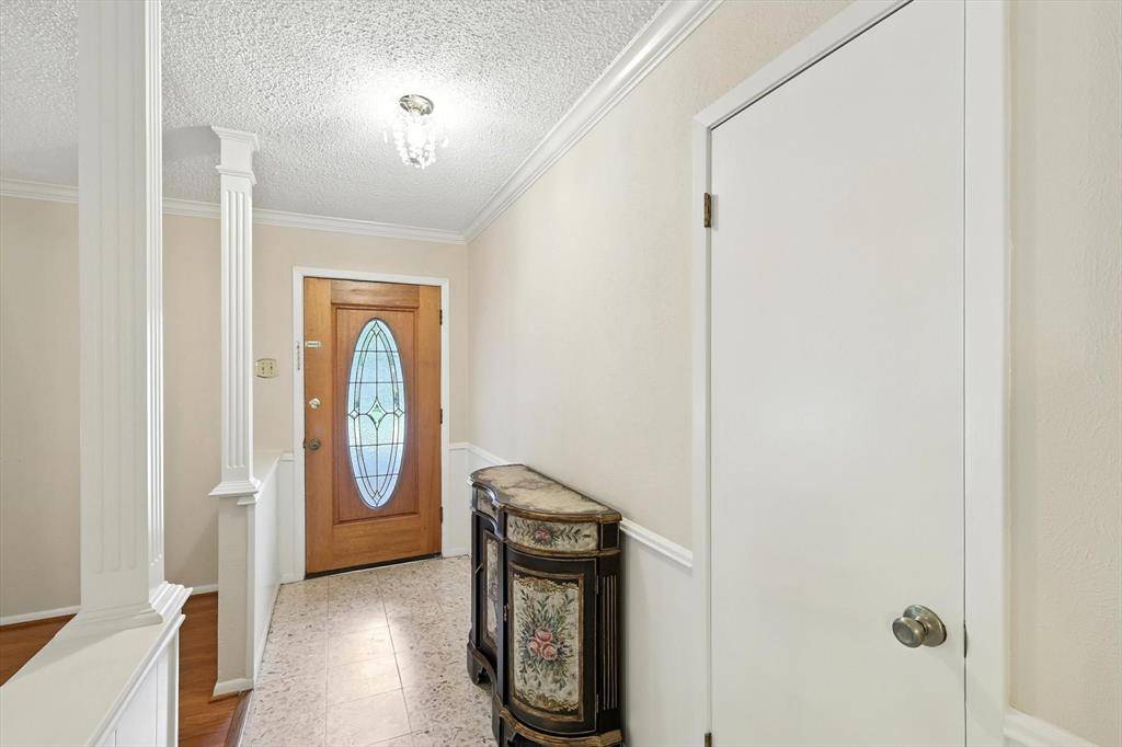 Euless, TX 76039,503 Summit Ridge Drive