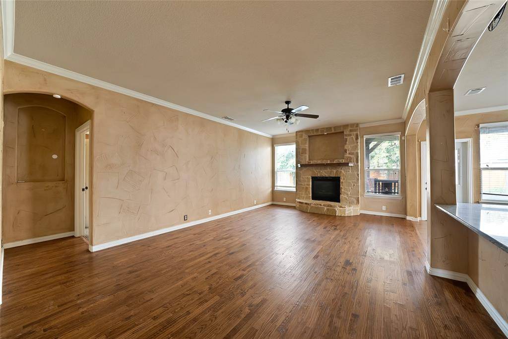 Grand Prairie, TX 75054,2852 England Parkway