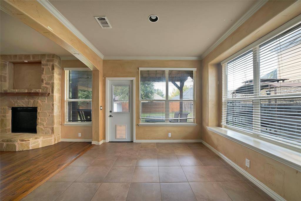 Grand Prairie, TX 75054,2852 England Parkway