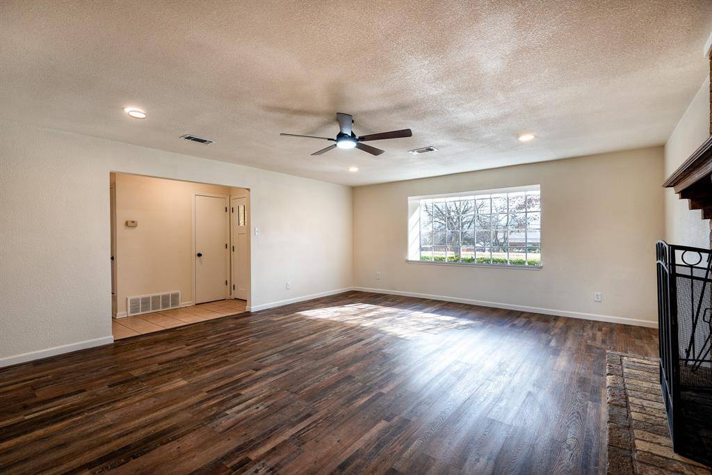 Ovilla, TX 75154,128 Lariat Trail