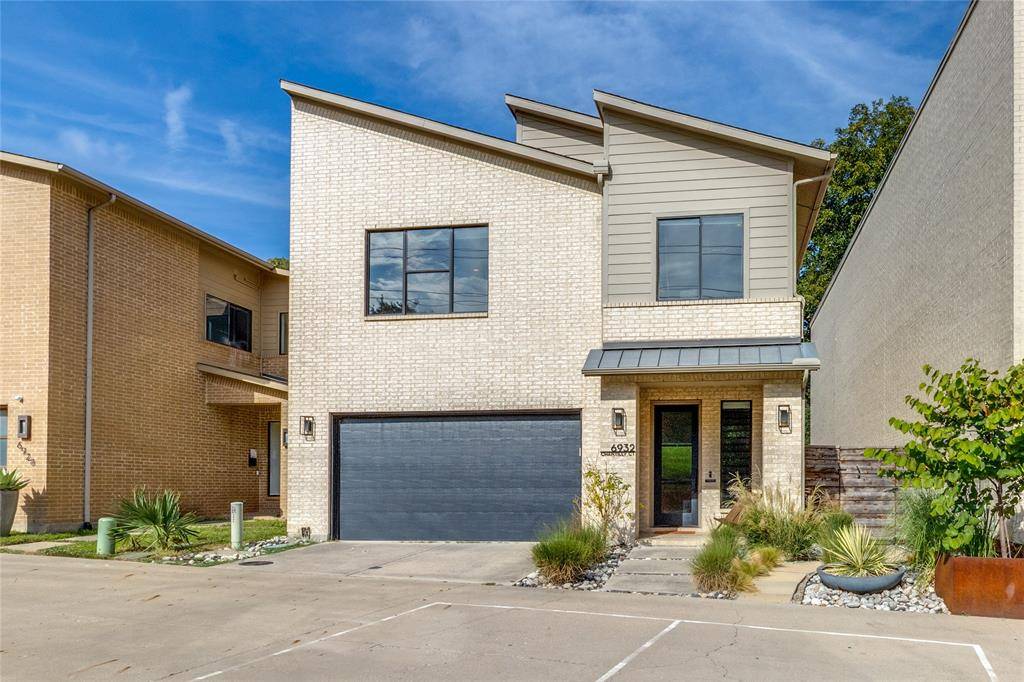 Dallas, TX 75214,6932 Chantilly Court