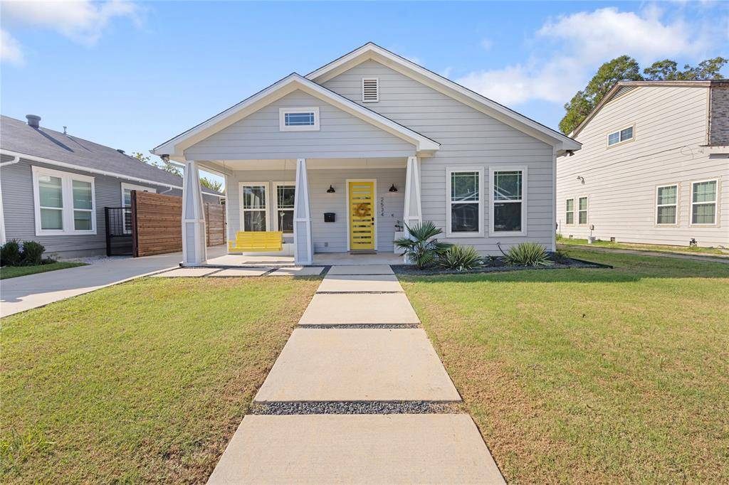 Dallas, TX 75211,2534 Gladstone Drive