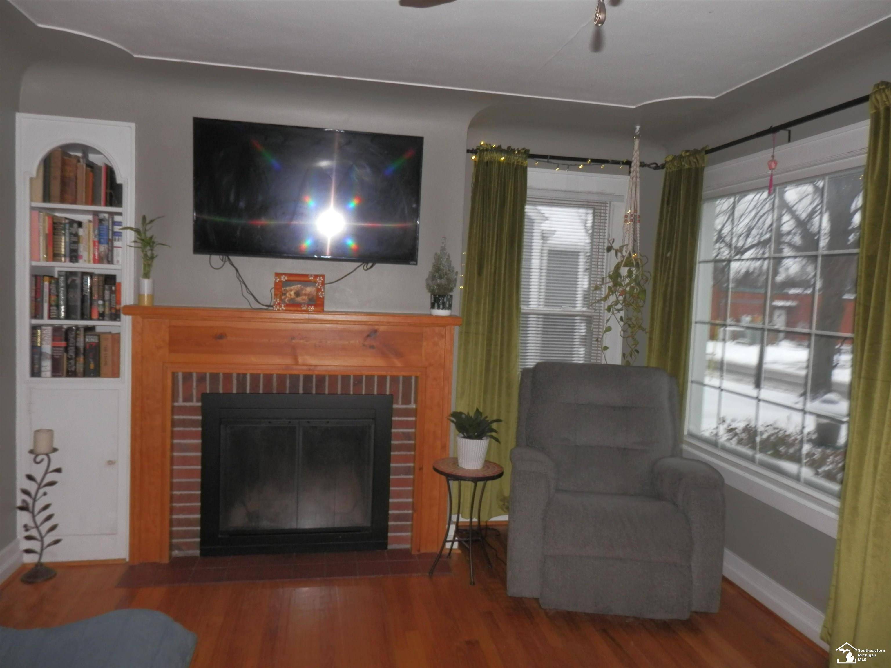 Monroe, MI 48162,26 E Grove ST