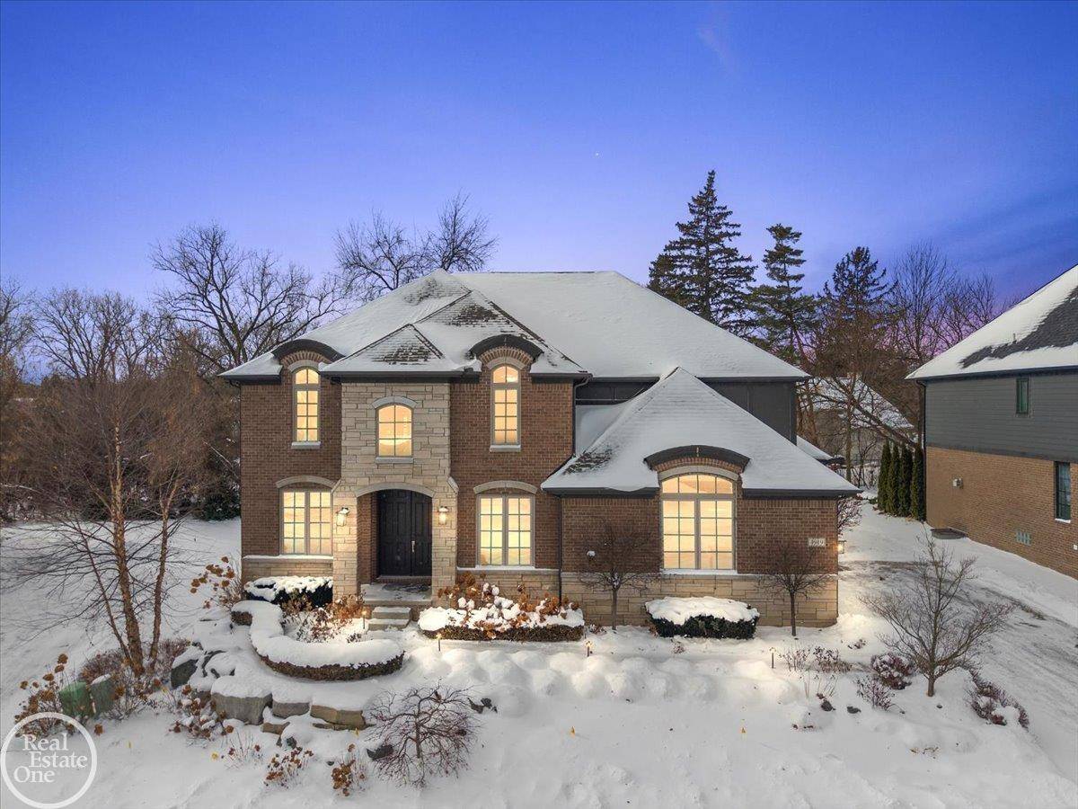 Troy, MI 48098,4919 Park Manor DR