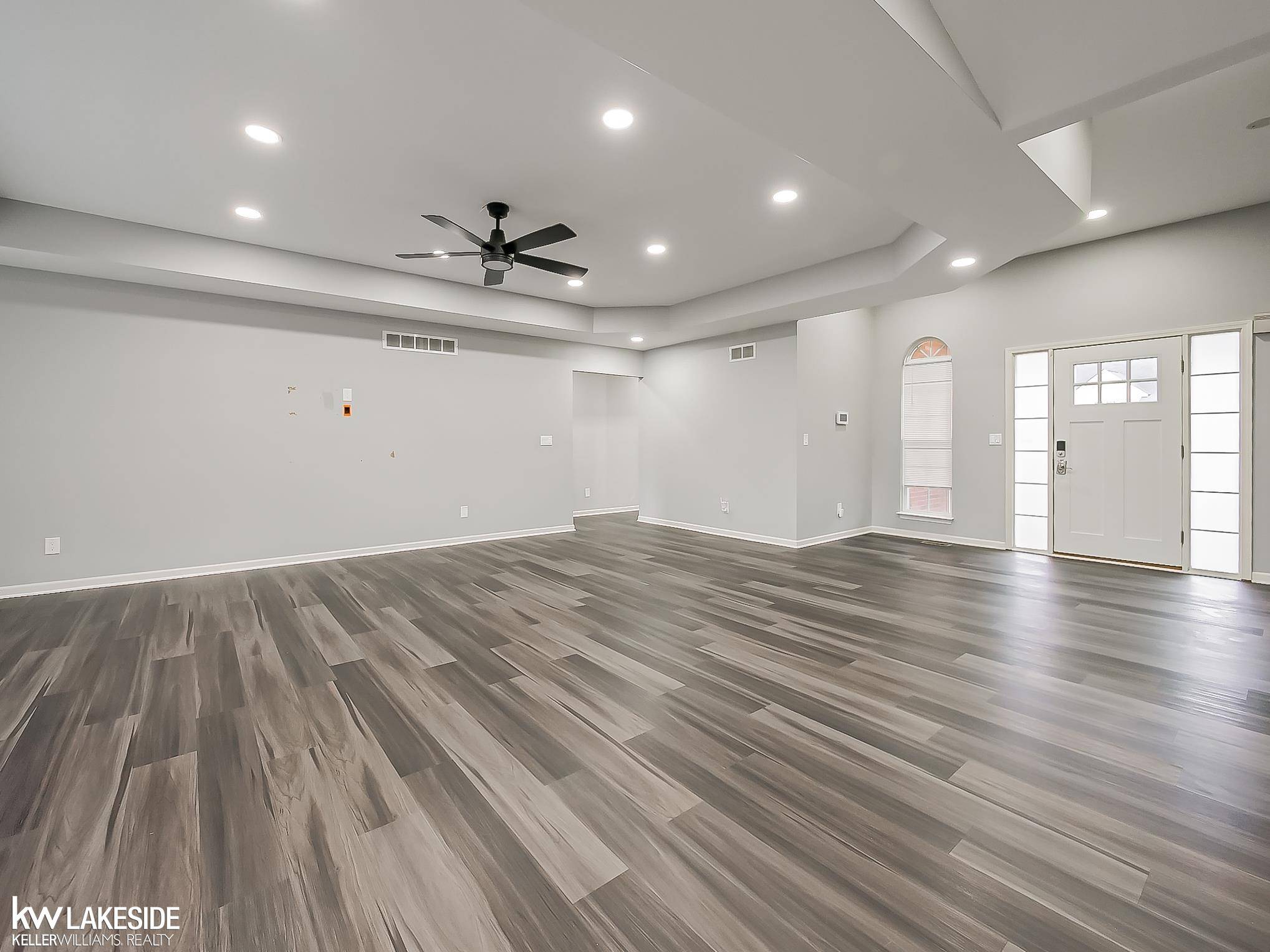 Grand Blanc, MI 48439,5308 Sandalwood CT