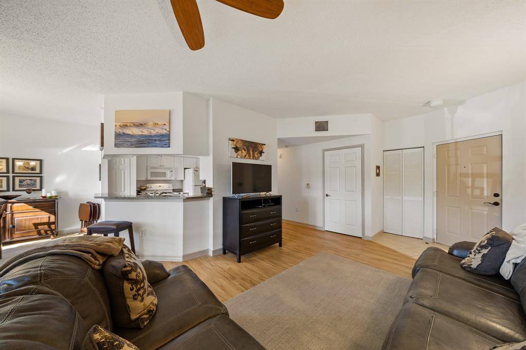 Palm Beach Gardens, FL 33410,3019 Alcazar Place #107