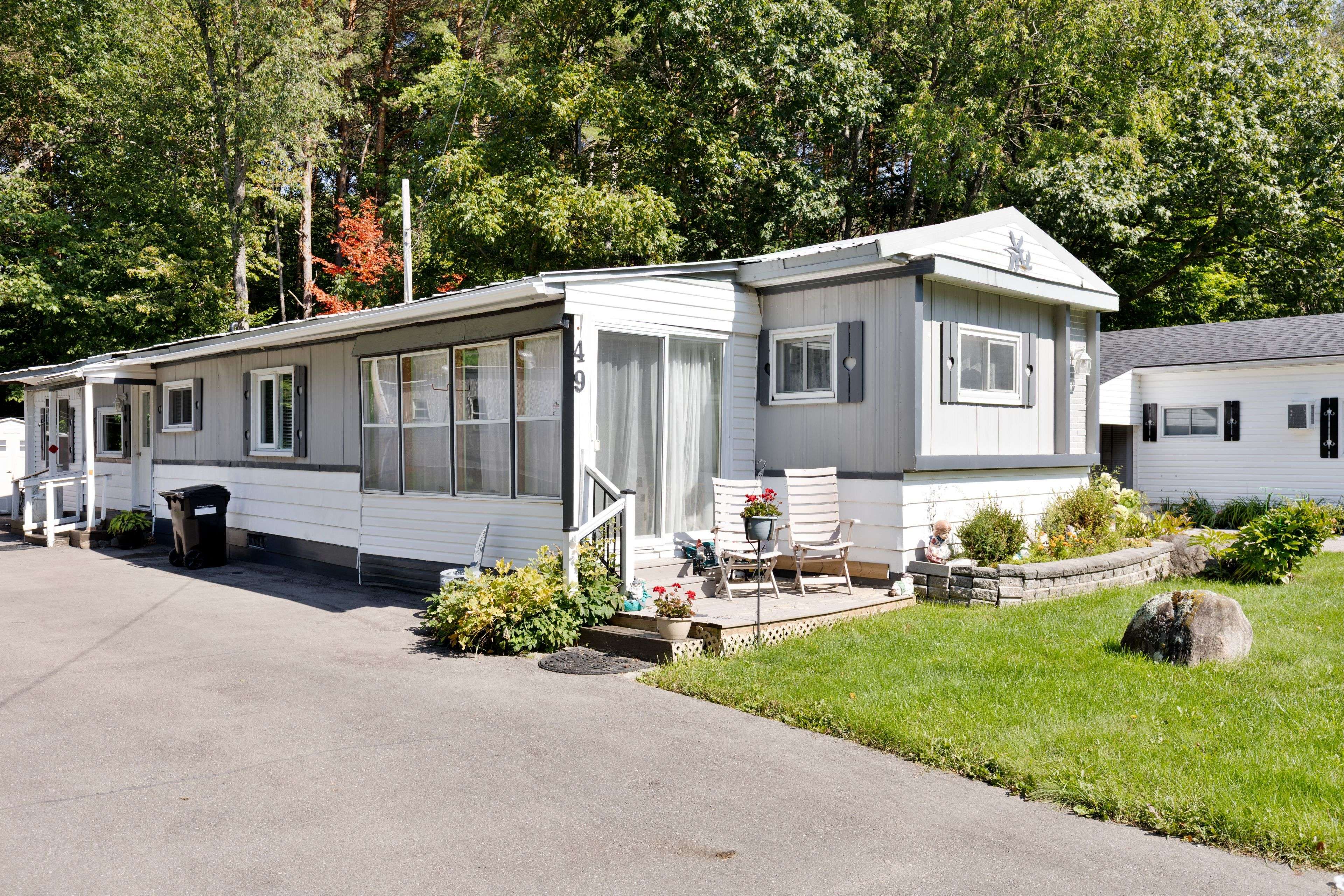 Midland, ON L4R 5G9,525 Midland Point RD #49