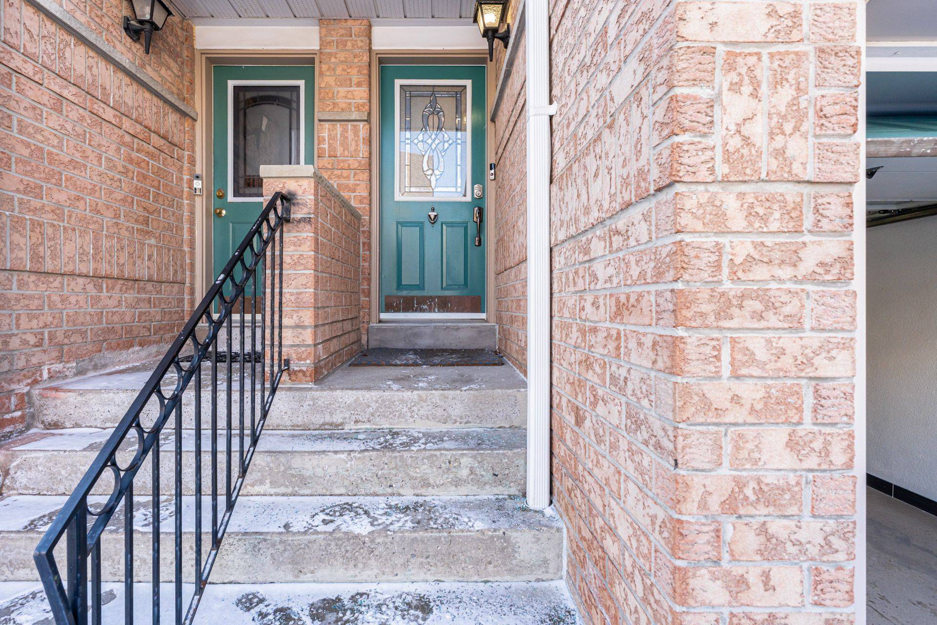 Mississauga, ON L5V 2E8,1050 Bristol RD W #45