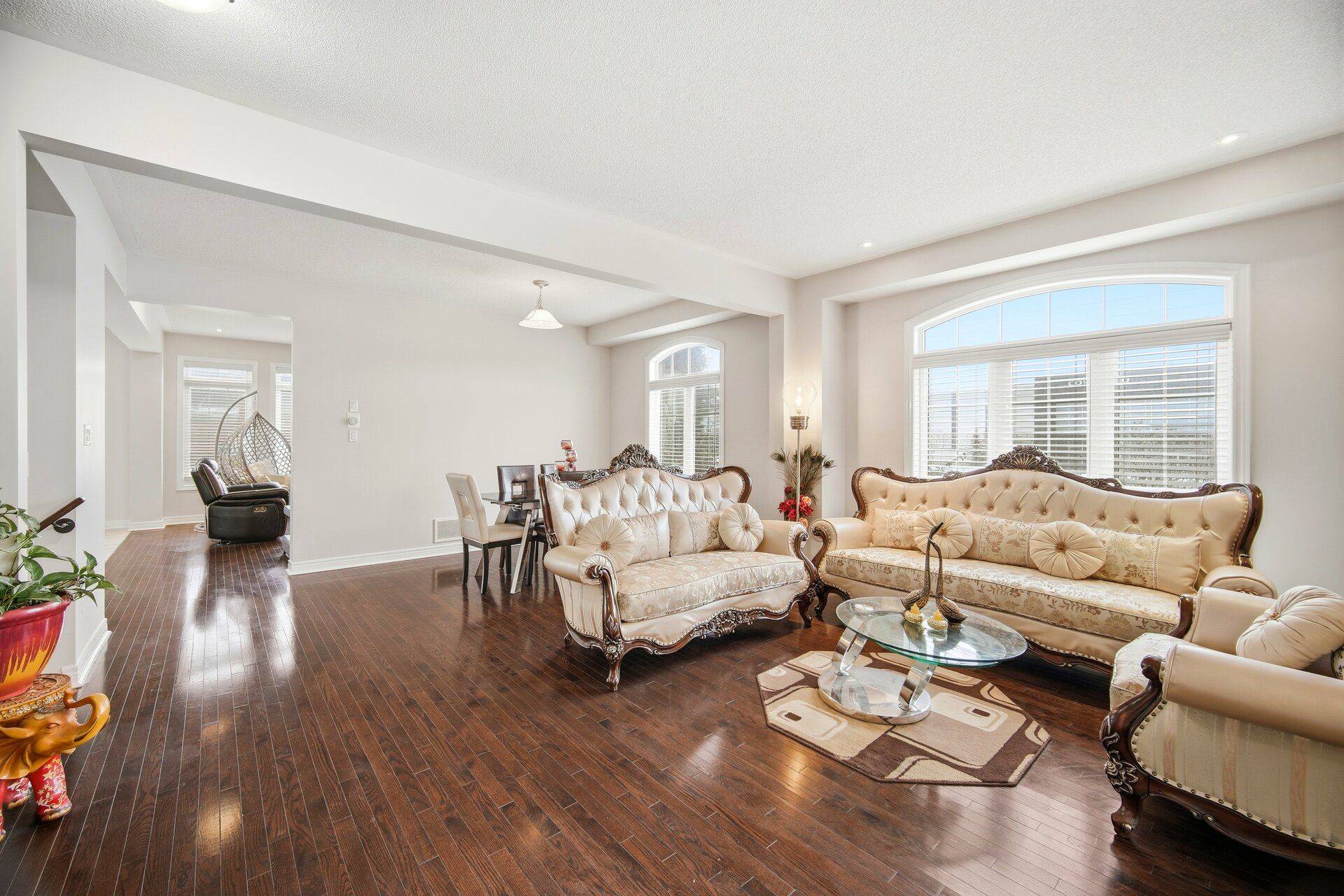 38 Lightcatcher CIR, Brampton, ON L6P 3P5