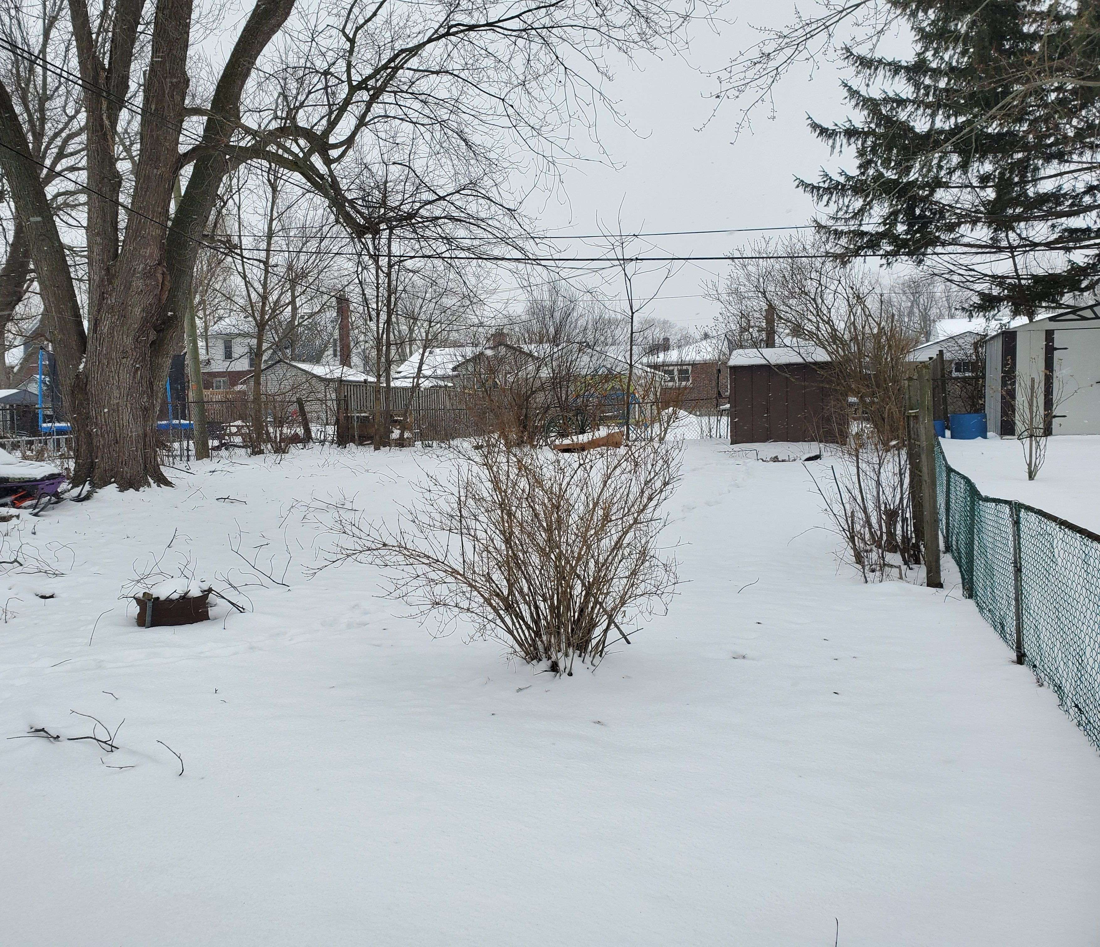 Fort Erie, ON L2A 2Y6,245 Bowen RD