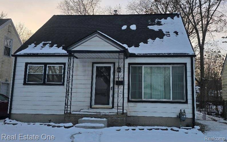 Redford, MI 48240,18433 Fox