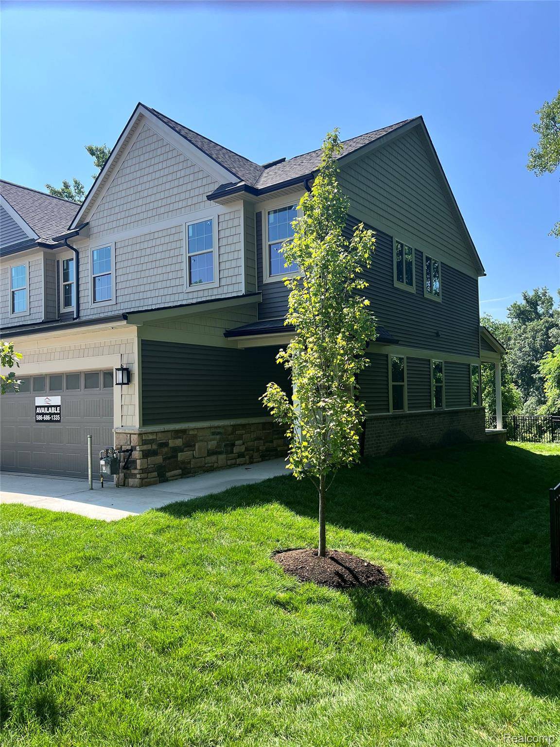 Brighton, MI 48116,11374 Langfeld SPUR