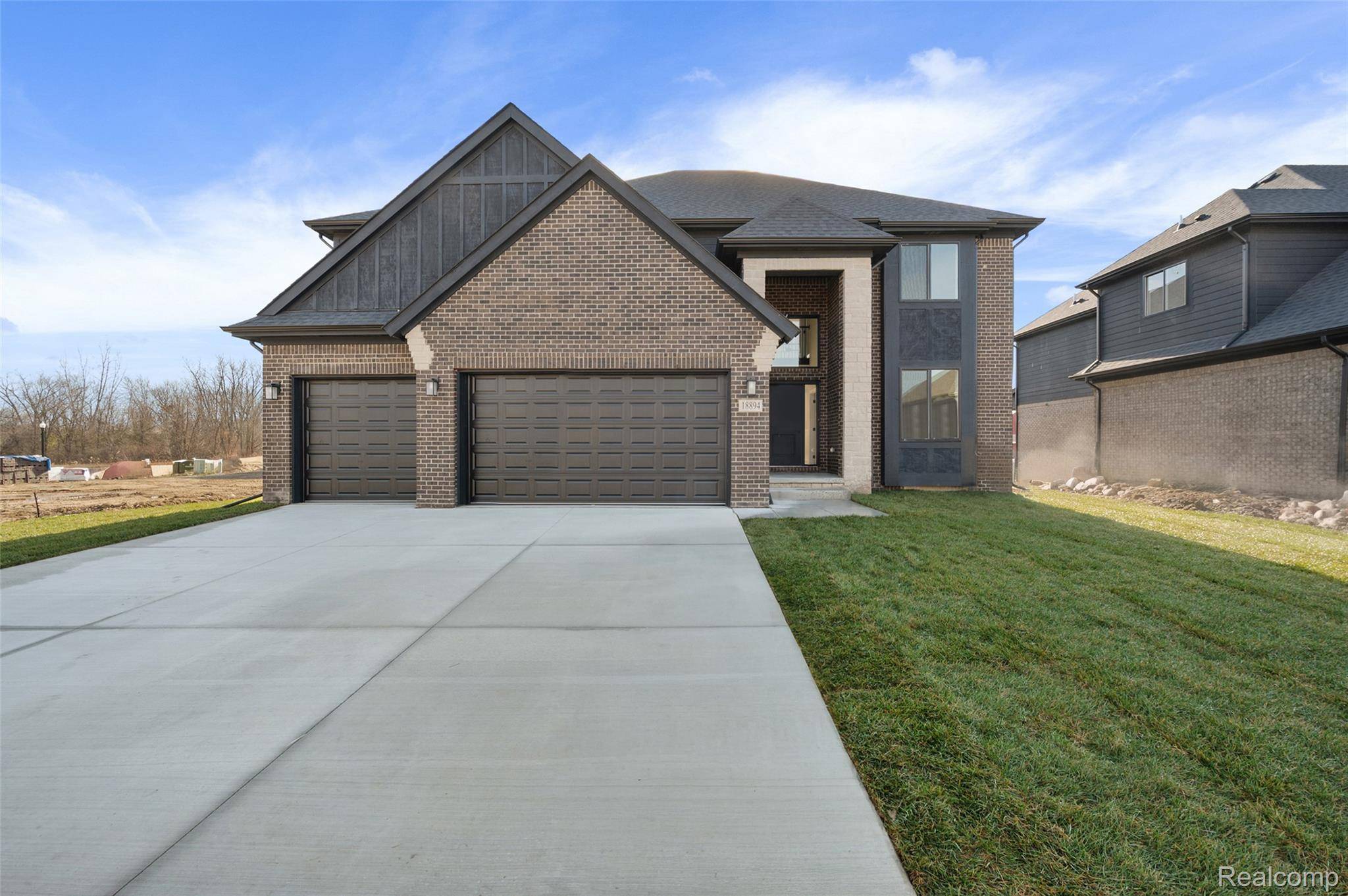 Macomb, MI 48044,18894 Via Firenze DR