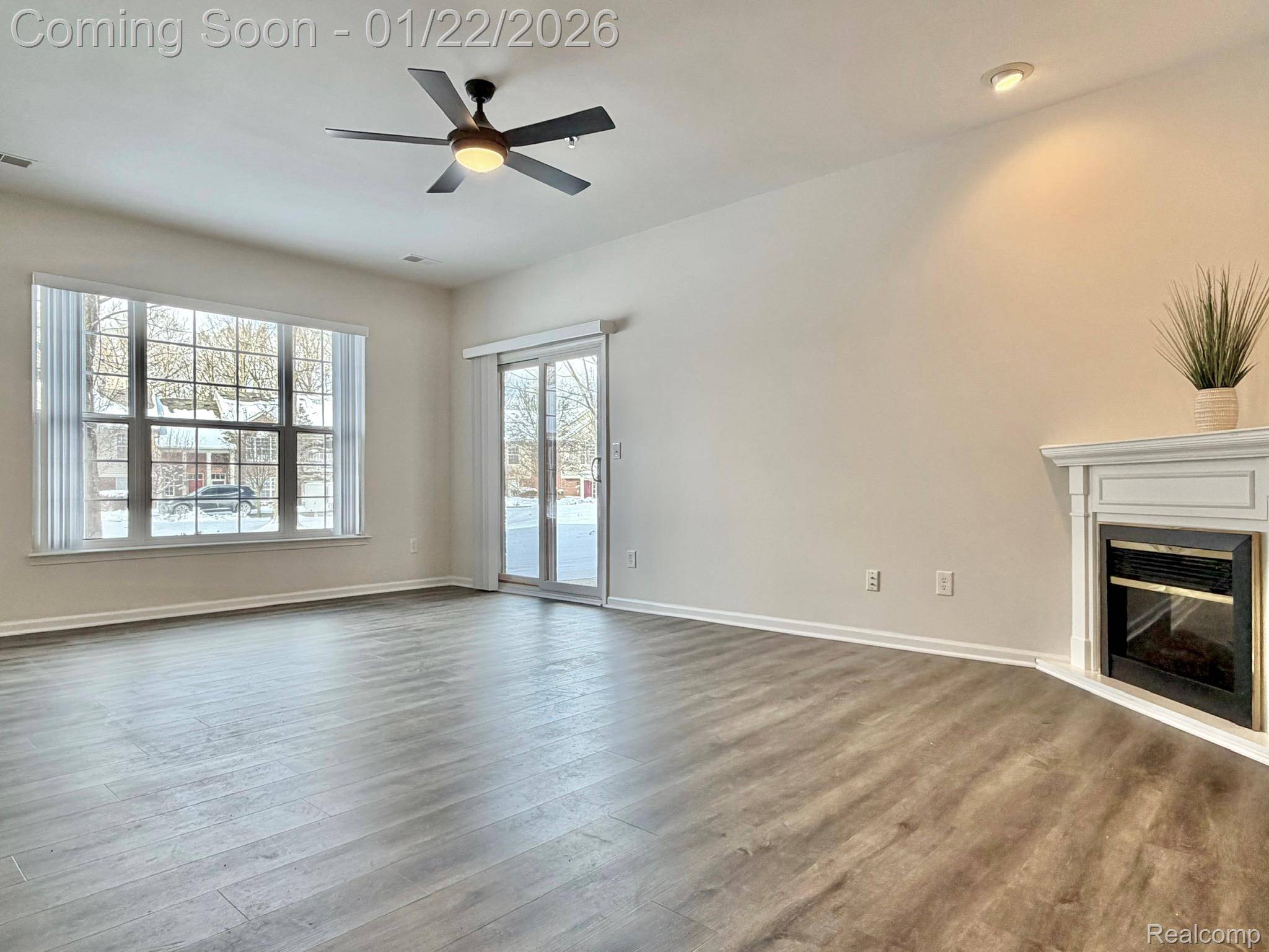 Rochester, MI 48307,1709 Deepwood CIR #57