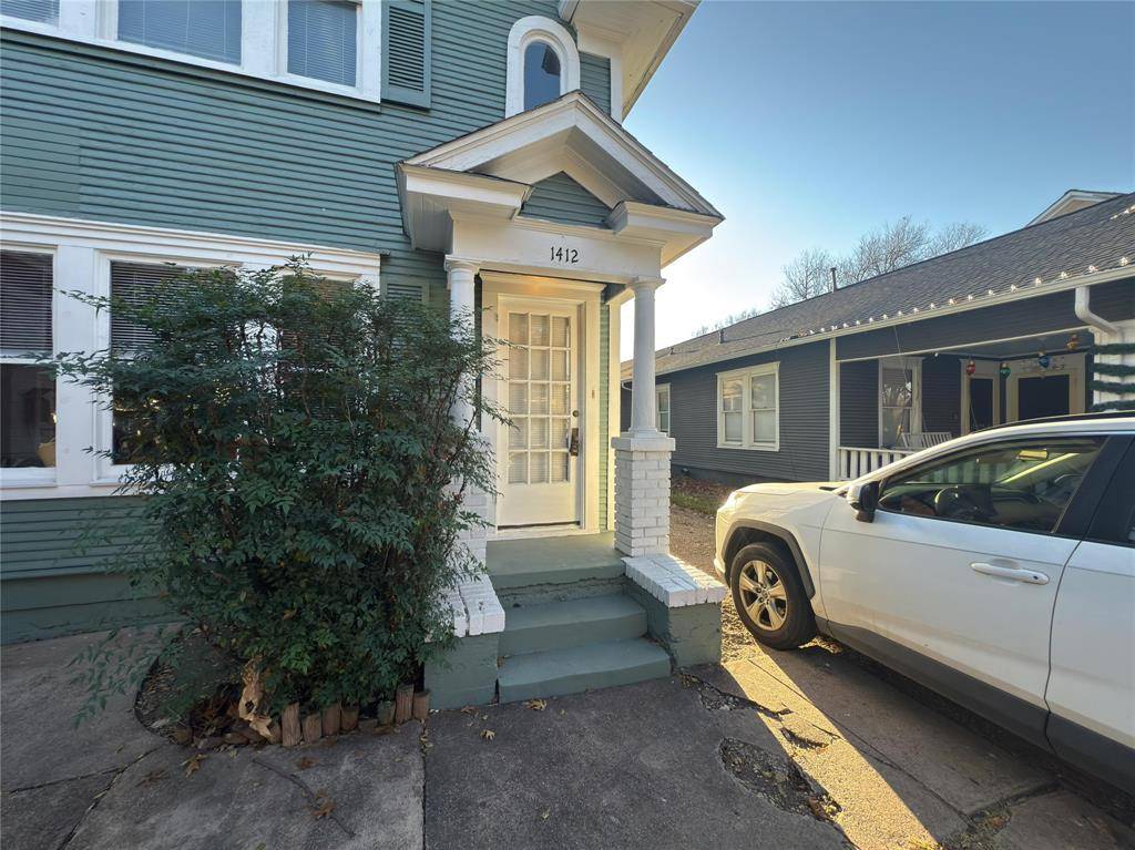 Dallas, TX 75208,1412 Kings Highway