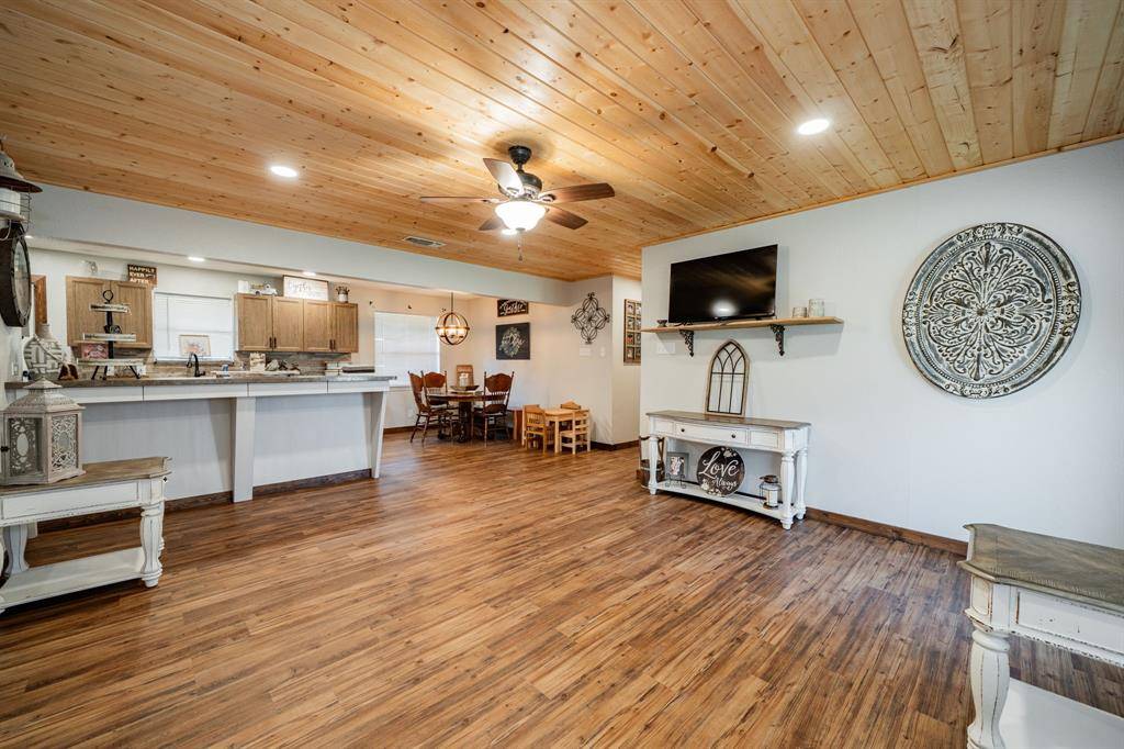 Emory, TX 75440,220 Rs County Road 3324