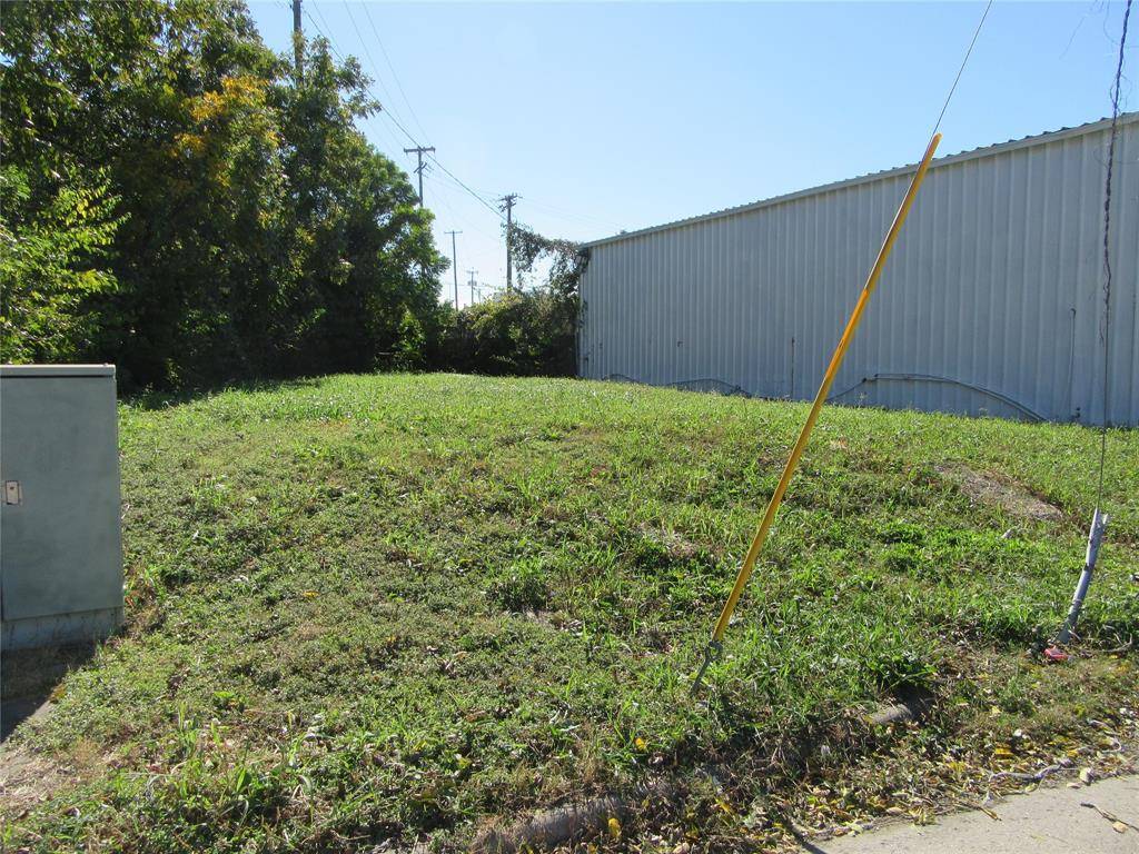 Dallas, TX 75215,2419 Logan Street