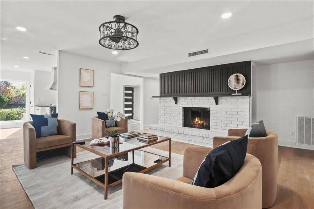 Dallas, TX 75228,3305 Bellingham Court