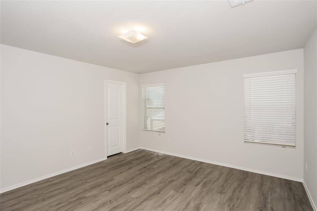 Fort Worth, TX 76119,5525 Shore Point Trail